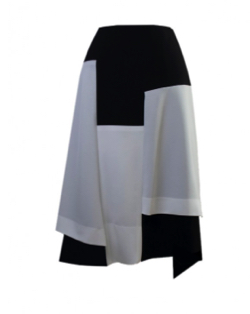 漂着者白石麻衣(新谷詠美)衣装ブラックxホワイトのパッチワークスカート