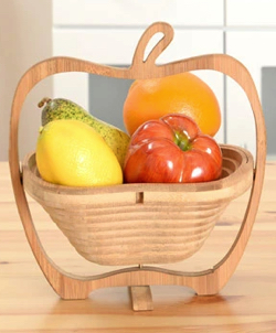 木製のりんご型バスケット