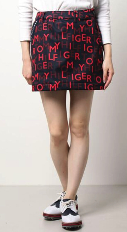 ブラックxレッドのロゴプリントスカート