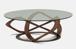 木製xガラスのリビングテーブル