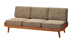 グレージュx木製のソファ