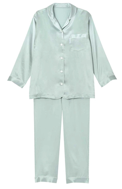 ミントグリーンのパジャマ