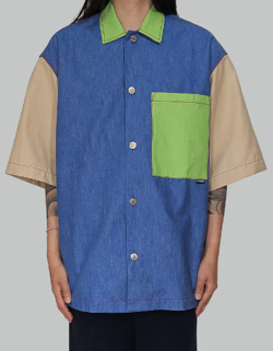    【レオ】ブルーxベージュxライトグリーンのシャツ