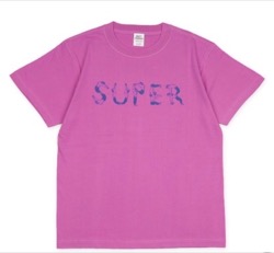 パープルピンクのTシャツ