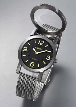 シルバーxブラックの腕時計