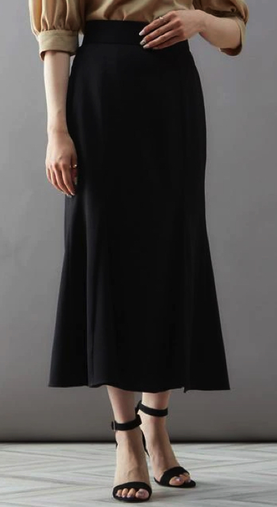 ブラックのマーメイドスカート
