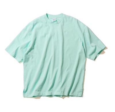 ブルー(水色)/ミントグリーンのTシャツ
