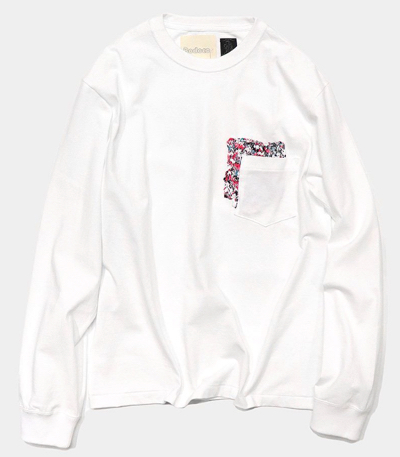 Bodocos x The Stylist Japan・ホワイトのTシャツ