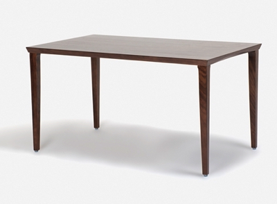 秋田木工・木製のダイニングテーブル