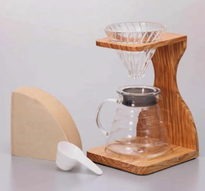 HARIO(ハリオ)・木製のコーヒードリッパー