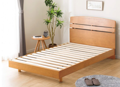 ニトリ・木製のベッドフレーム