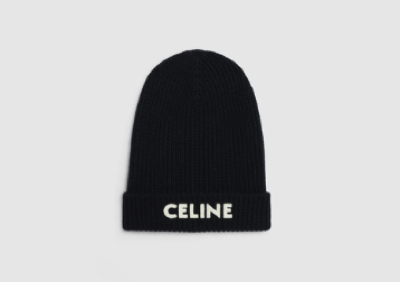 CELINE（セリーヌ）・ブラックのロゴニット帽