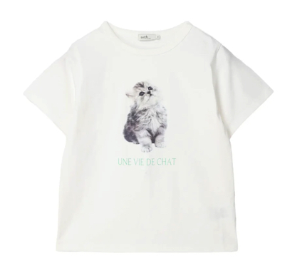 earth music&ecology（アース ミュージック＆エコロジー）・ホワイトの犬プリント半袖Tシャツ