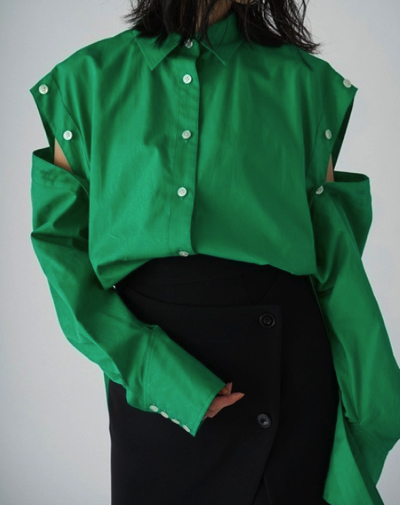 SNIDEL（スナイデル）グリーンのオーバーサイズシャツ