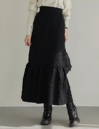 amel（エイメル）ブラックのティアードスカート