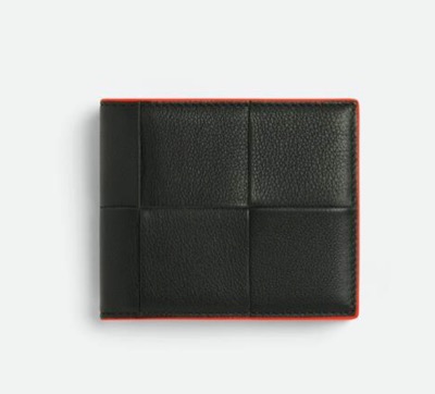 BOTTEGA VENETAオレンジラインのブラックの二つ折り財布