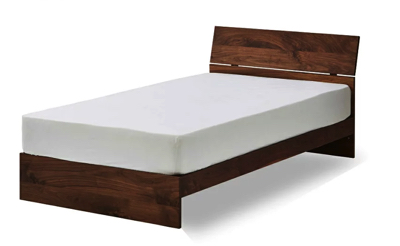 NIPPONAIRE（ニッポネア）木製のベッドフレーム