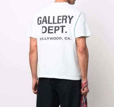 GALLERY DEPT.（ギャラリーデプト）ホワイトのロゴ半袖Tシャツ