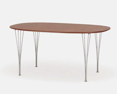 Fritz Hansen（フリッツ・ハンセン）木製のダイニングテーブル