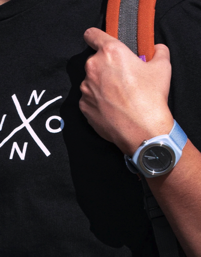 NIXON（ニクソン）ブルーの腕時計