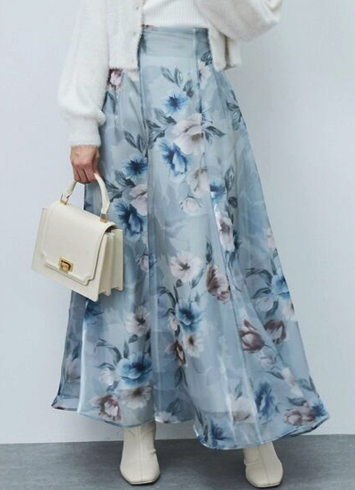 MERCURYDUO（マーキュリーデュオ）ライトブルーの花柄フレアスカート