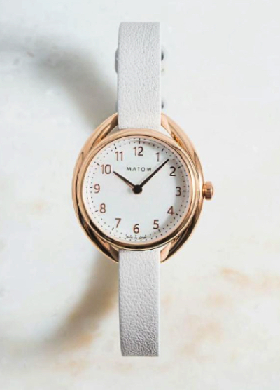 MATOW（マトウ）ホワイトxゴールドの腕時計