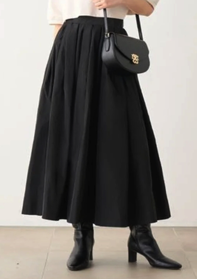 SNIDEL（スナイデル）ブラックのボリュームスカート