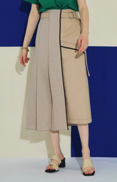 UNITED TOKYO（ユナイテッド トウキョウ）ベージュのアシメステッチスカート
