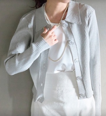 La boutique BonBon（ラブティックボンボン）ライトグレーのポロカーディガン