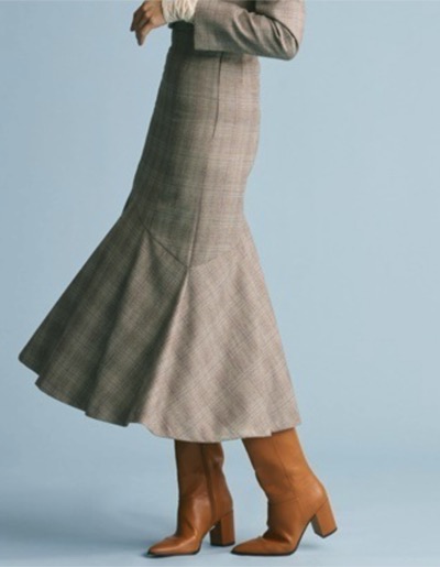 CELFORD（セルフォード）ベージュのマーメイドスカート