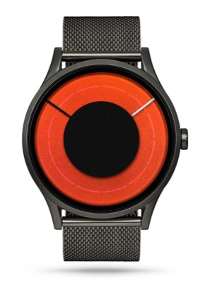 ZIIIRO（ジーロ）ブラックxオレンジの腕時計