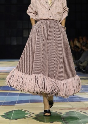 Bottega Veneta（ボッテガ・ヴェネタ）ピンク系のボリュームスカート