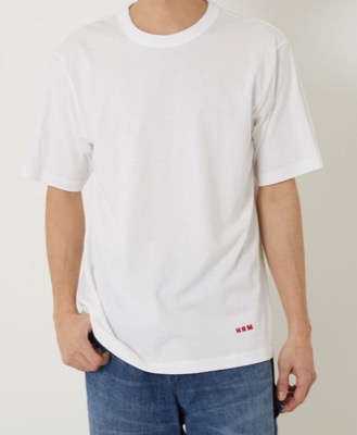 Hanes x HRMホワイトのTシャツ