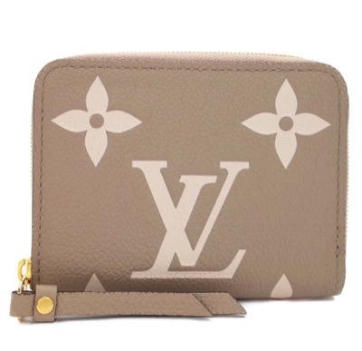 LOUIS VUITTON（ルイヴィトン）ベージュのモノグラム財布