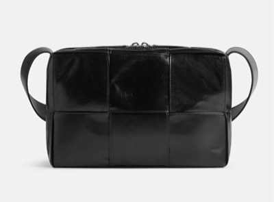 BOTTEGA VENETA（ボッテガヴェネタ）ブラックのバッグ