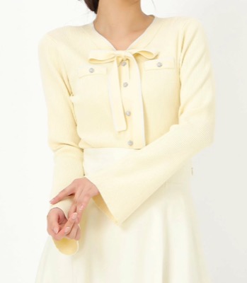 MISCH MASCH（ミッシュマッシュ）イエローの配色ボウタイビジューニット
