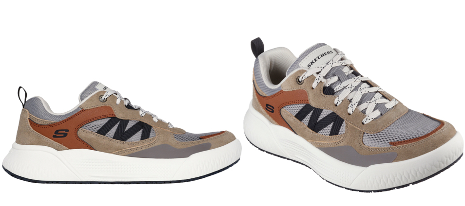 SKECHERSブラウン系のスニーカー