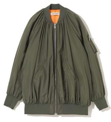 UNDERCOVER（アンダーカバー）カーキのMA-1ブルゾン