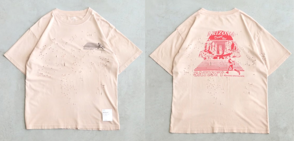 SATISFY（サティスファイ）ライトピンクのTシャツ