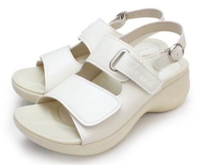 Re:getA Work（リゲッタワーク）ホワイトのバックベルト付きサンダル