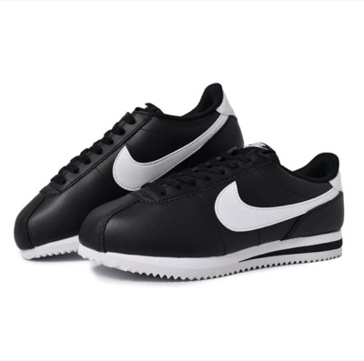 NIKE（ナイキ）ブラックのスニーカー