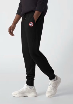 CANADA GOOSE（カナダグース）ブラックのパンツ