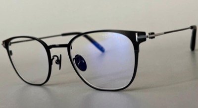 TOM FORD EYEWEAR（トムフォード）黒縁メガネ