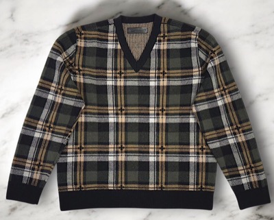 CHROME HEARTS（クロムハーツ）ブラックのVネックチェック柄ニット