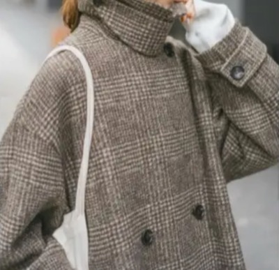 Spick & Span（スピック&スパン）ベージュ系のチェックハーフコート