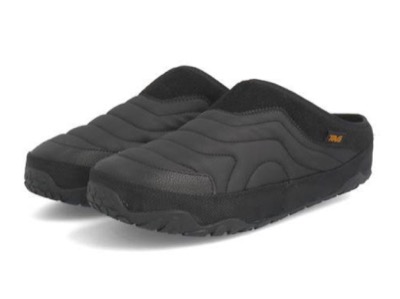 TEVA（テバ）ブラックのスリッポン