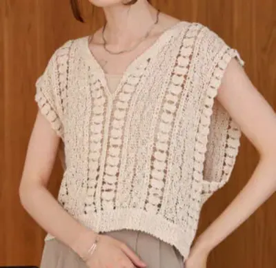 Bab（バブ）アイボリーのクロシェニットベスト