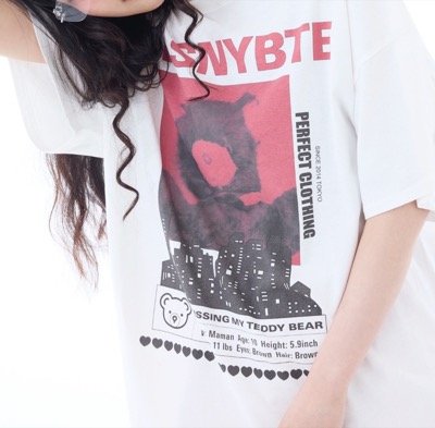 little sunny bite（リトルサニーバイト）ホワイトのプリントTシャツ