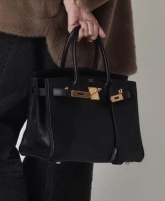 HERMES（エルメス）ブラックのハンドバッグ