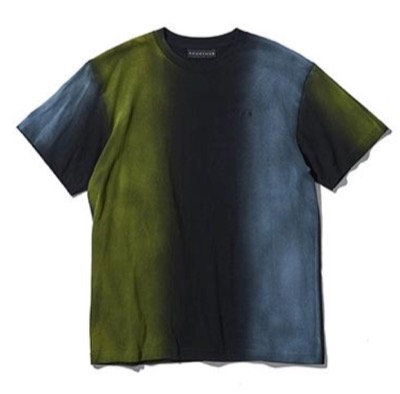 ACANTHUS（アカンサス）ブラックxグリーン系のピグメント染めTシャツ